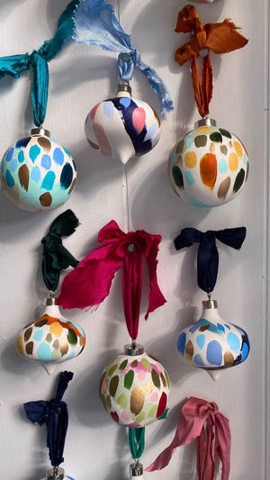 Macaron - retro hand painted ceramic ornament